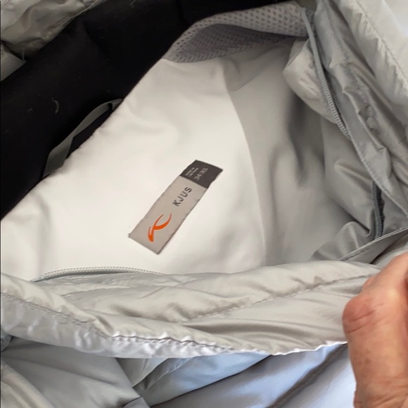 Kjus White Ski Jacket - Picture 8 of 9
